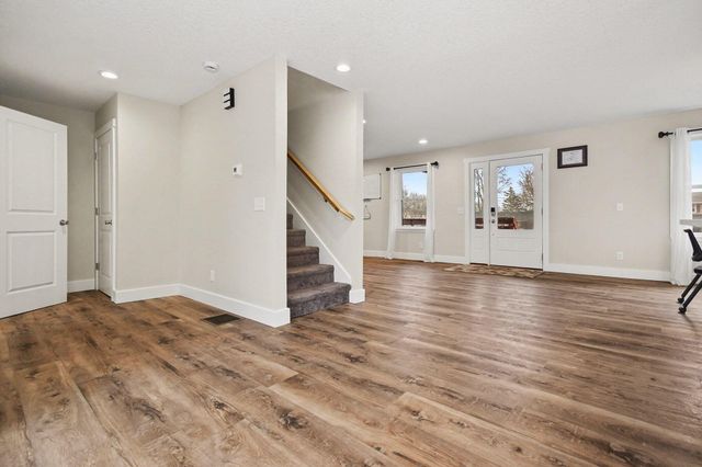 5317 Stellhorn Road, Fort Wayne, IN 46815