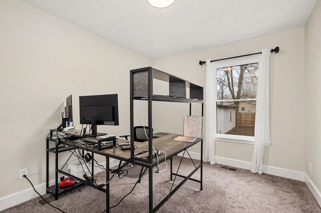 5317 Stellhorn Road, Fort Wayne, IN 46815