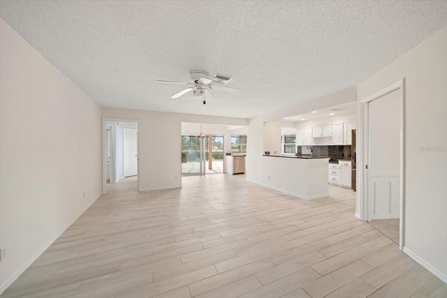 7574 CUMBERLAND COURT, Seminole, FL 33777