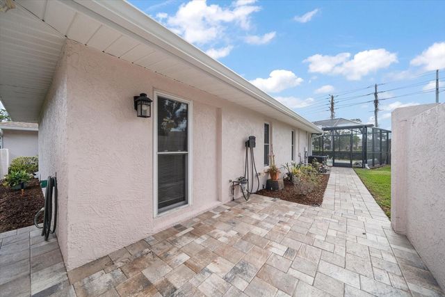 7574 CUMBERLAND COURT, Seminole, FL 33777
