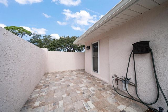 7574 CUMBERLAND COURT, Seminole, FL 33777