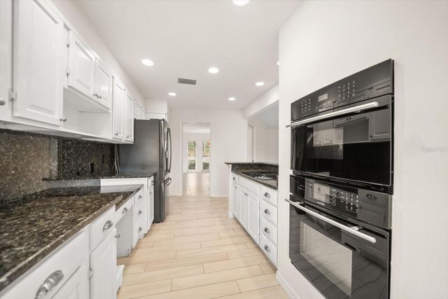 7574 CUMBERLAND COURT, Seminole, FL 33777