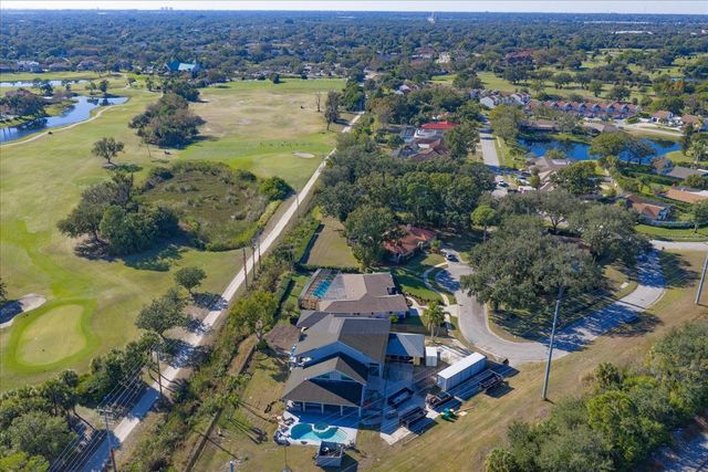 7574 CUMBERLAND COURT, Seminole, FL 33777