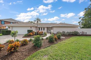 7574 CUMBERLAND COURT, Seminole, FL 33777
