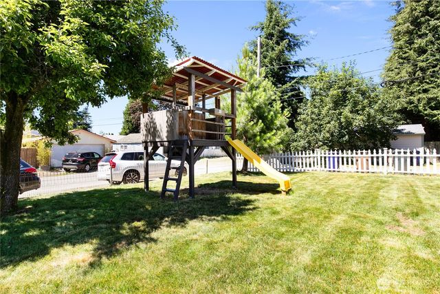 5117 N 42nd Street, Tacoma, WA 98407