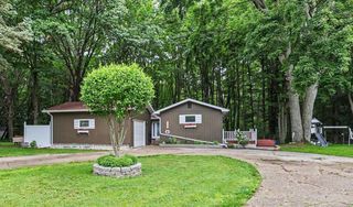 17700 Thornapple Drive, Spring Lake, MI 49456