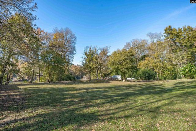 195 Wild Turkey Lane, Camden, SC 29020