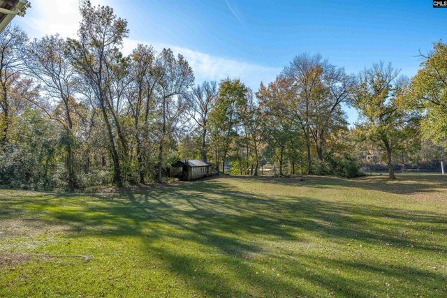 195 Wild Turkey Lane, Camden, SC 29020