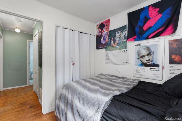 28670 Zellmer Street, Romulus, MI 48174