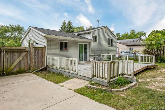 28670 Zellmer Street, Romulus, MI 48174