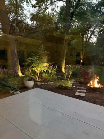 3S220 Blackcherry Lane, Glen Ellyn, IL 60137