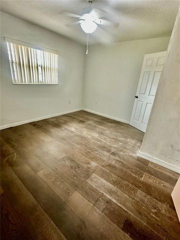 910 W RICH DRIVE, Mount Dora, FL 32757