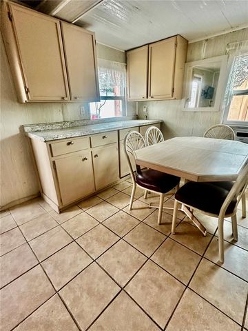 910 W RICH DRIVE, Mount Dora, FL 32757