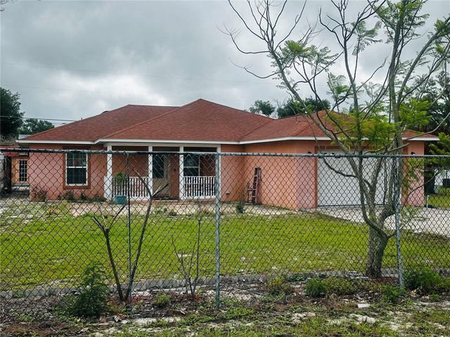 910 W RICH DRIVE, Mount Dora, FL 32757