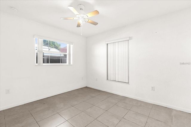 910 W RICH DRIVE, Mount Dora, FL 32757