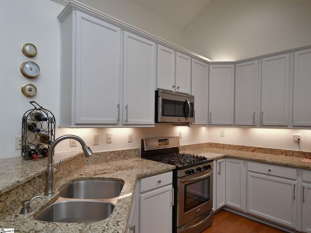 215 Sunset Glory Lane, Greenville, SC 29617