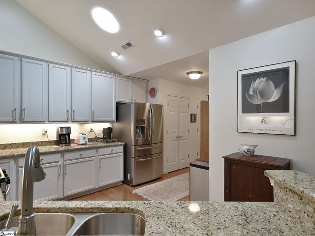 215 Sunset Glory Lane, Greenville, SC 29617