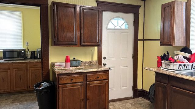 304 SPRUCE AVENUE, Sharon, PA 16146