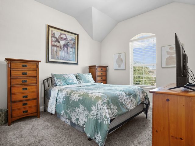 2827 Mariposa Drive, Grand Prairie, TX 75054