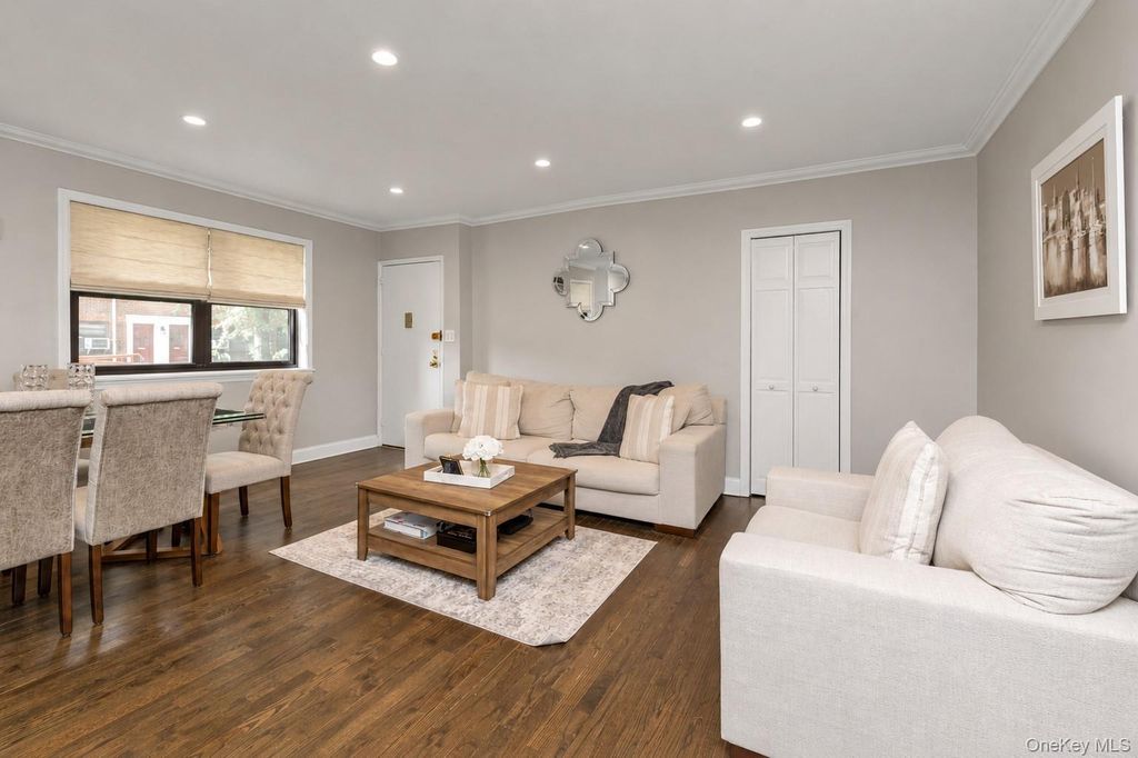 166-54 17th Road 1, Whitestone, NY 11357 — photo 4