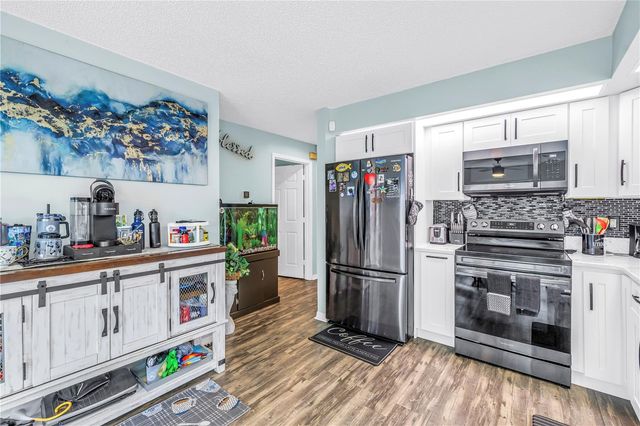 9049 ANTIGUA DRIVE, Seminole, FL 33777