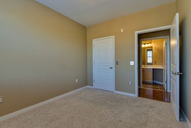 3000 Vanderbilt Pl Apt 443, Nashville, TN 37212