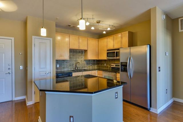 3000 Vanderbilt Pl Apt 443, Nashville, TN 37212