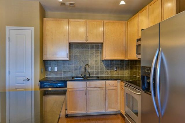 3000 Vanderbilt Pl Apt 443, Nashville, TN 37212