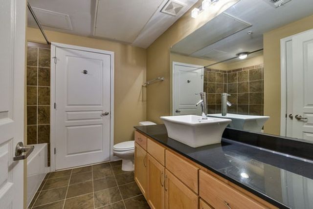 3000 Vanderbilt Pl Apt 443, Nashville, TN 37212
