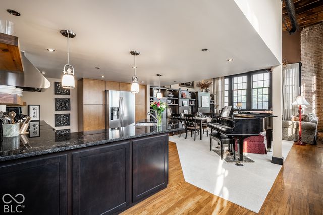 735 Lexington Avenue 20, Indianapolis, IN 46203