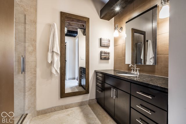 735 Lexington Avenue 20, Indianapolis, IN 46203
