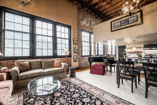 735 Lexington Avenue 20, Indianapolis, IN 46203