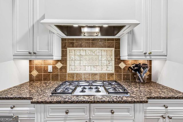 306 Horseshoe Bend, Statham, GA 30666