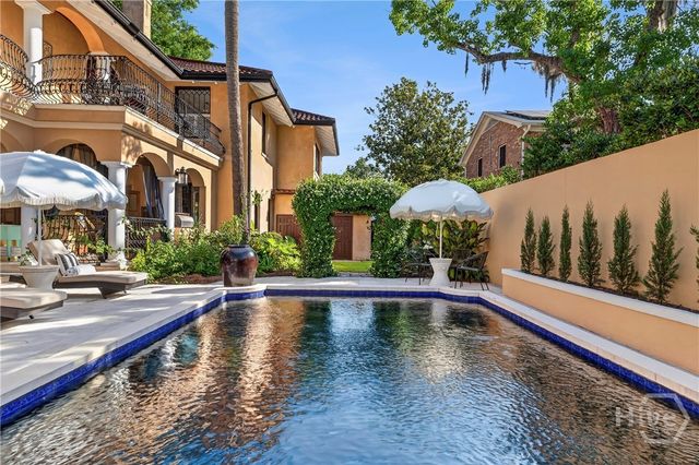 529 E 44th Street, Savannah, GA 31405