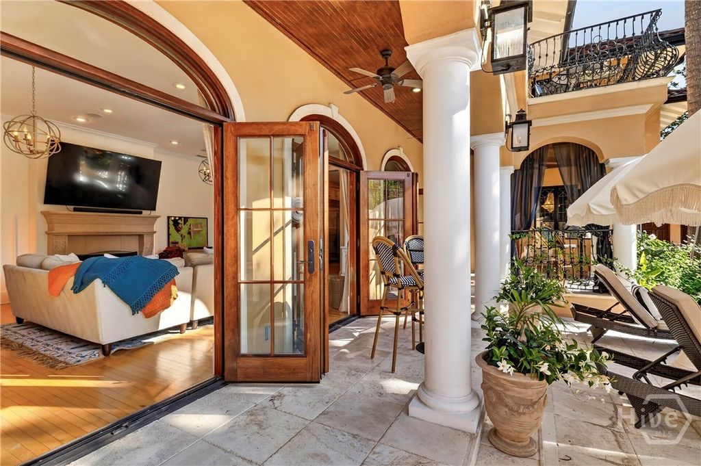 Image 25 of property listing at 529 E 44th Street, Savannah, GA 31405