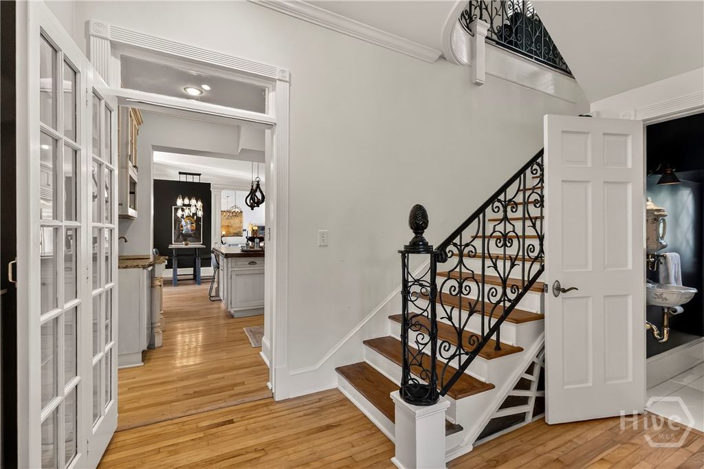Image 27 of property listing at 529 E 44th Street, Savannah, GA 31405