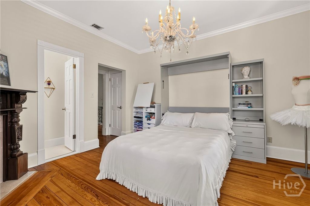 Image 33 of property listing at 529 E 44th Street, Savannah, GA 31405