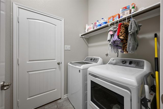 1108 Daventry Drive, Glenn Heights, TX 75154