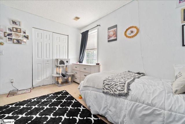 8 Pasture Place, Simpsonville, SC 29681