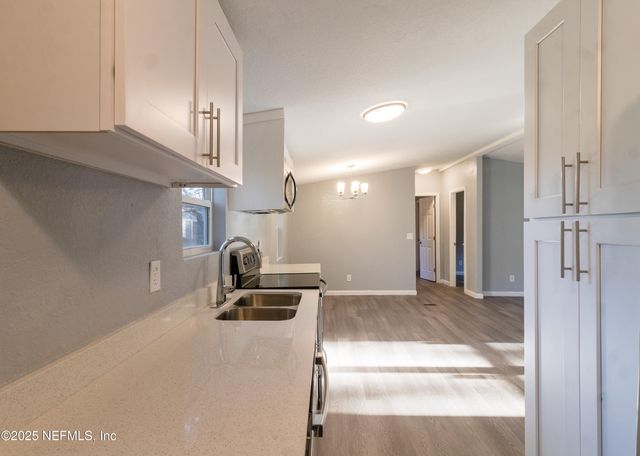3245 BYO Road, Jacksonville, FL 32207