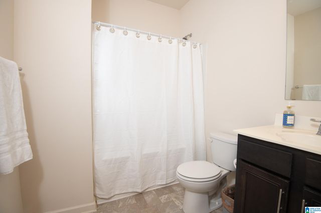6621 NEWBRIDGE DRIVE, Bessemer, AL 35022