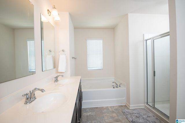 6621 NEWBRIDGE DRIVE, Bessemer, AL 35022