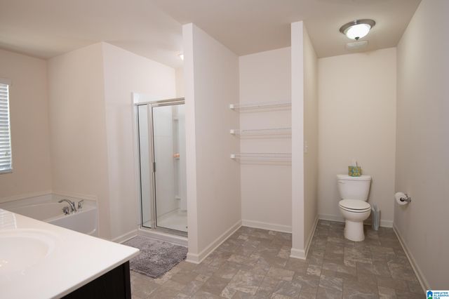 6621 NEWBRIDGE DRIVE, Bessemer, AL 35022