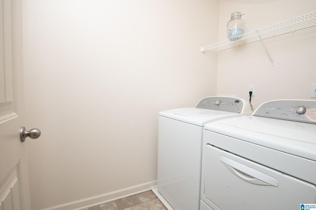 6621 NEWBRIDGE DRIVE, Bessemer, AL 35022