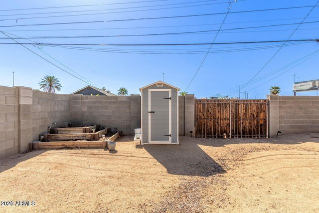 1645 W WILLETTA Street, Phoenix, AZ 85007