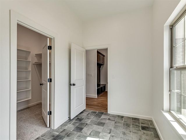 12425 Dolche Vita Drive, Yukon, OK 73099