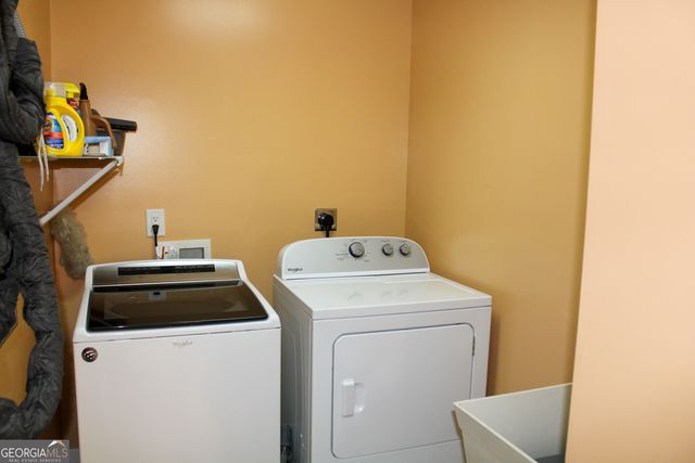 100 Laketrail Drive, Griffin, GA 30223