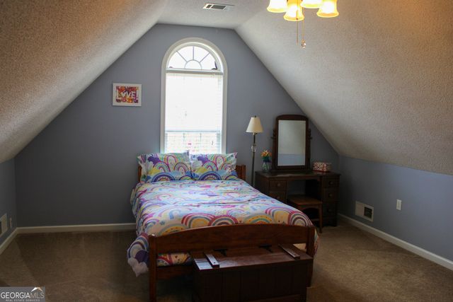 100 Laketrail Drive, Griffin, GA 30223