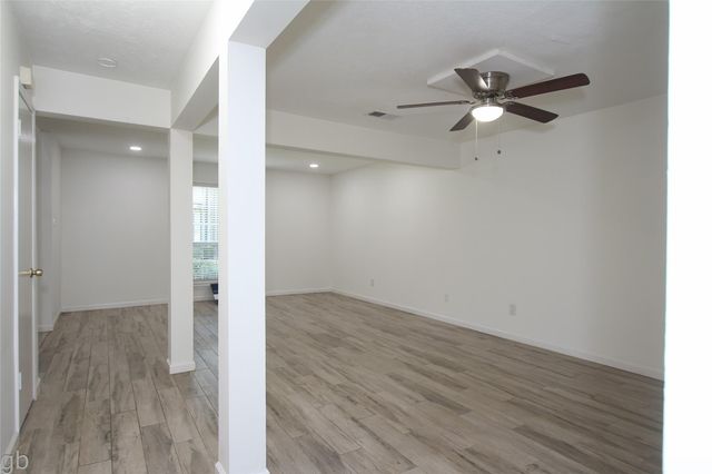 11568 S Kirkwood Road, Houston, TX 77477
