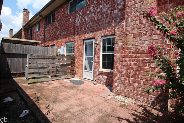 11568 S Kirkwood Road, Houston, TX 77477